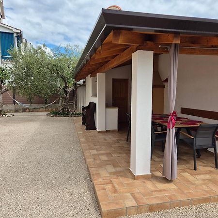 Apartment Vinja Porec - Privat Garden - Whirlpool Екстер'єр фото