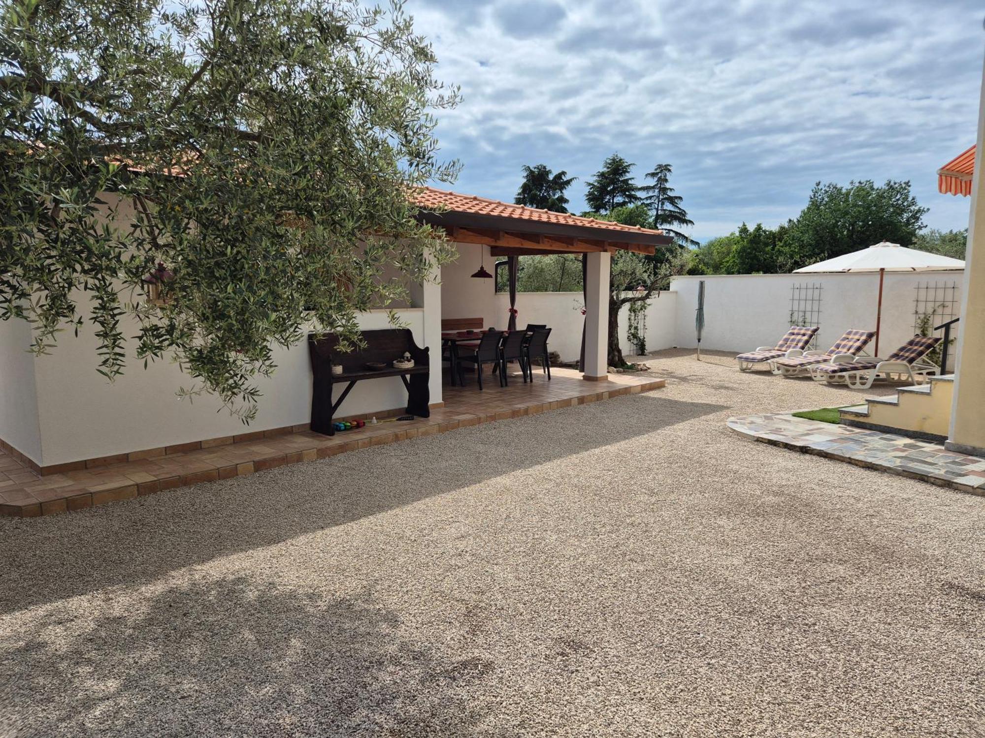 Apartment Vinja Porec - Privat Garden - Whirlpool Екстер'єр фото